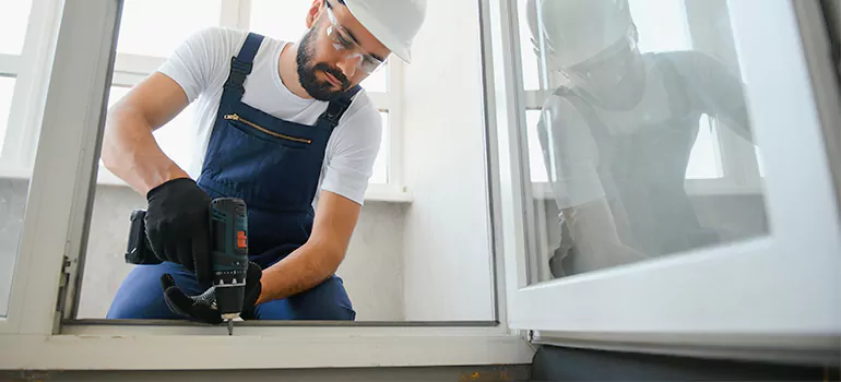 Replace Broken Window Pane in DeLand, FL